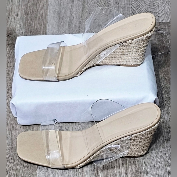 Size 10 Charlotte Russe Clear Strap Wedge Sandals - Picture 4 of 6